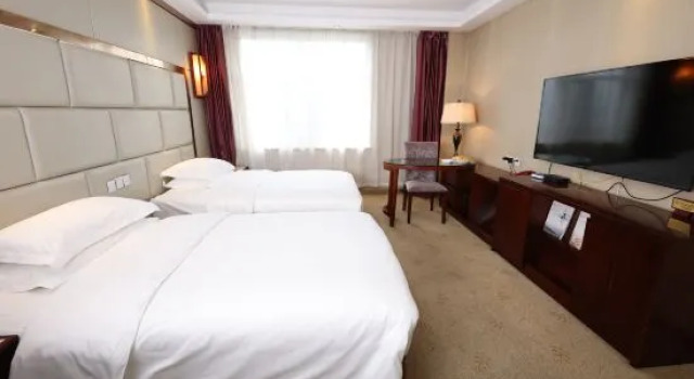 Люкс Xining Kekexili International Hotel