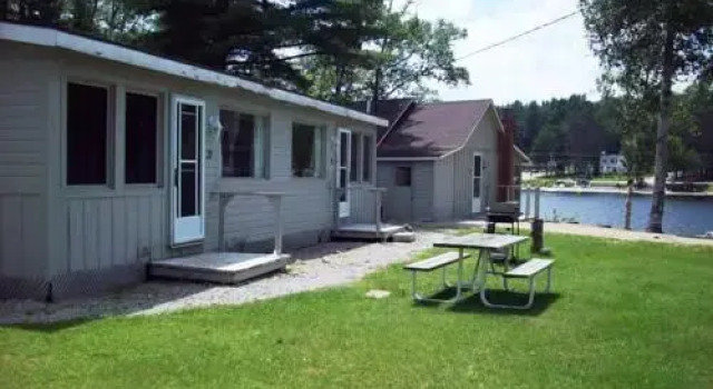 Algonquin Cottages, Varaa Hotelli  