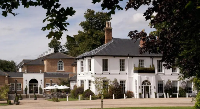 Bedford Lodge Hotel, Leisure & Restaurant, Varaa Lomakeskus Newmarket 