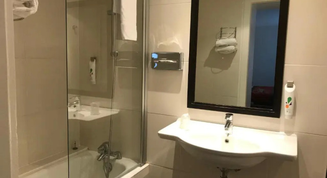 Номер Standard ibis Styles Metz Centre