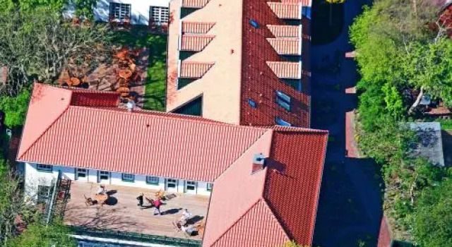 Hotel Künstlerherberge, Забронировать Отель Отели и гостиницы Спикероог, рядом с Гавань Шпикерог, Отель