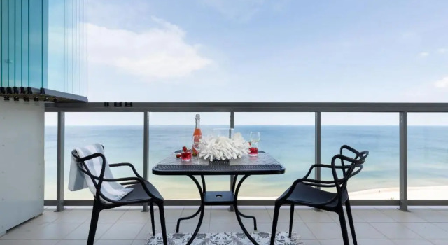 Апартаменты с 2 комнатами с видом на море Apartamenty Aquamarina Onyx - visitopl