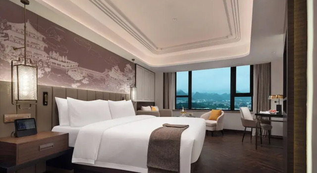Номер Executive Jinjiang Metropolo Hotel Guilin Elephant Trunk Hill Two Rivers and Four Lakes