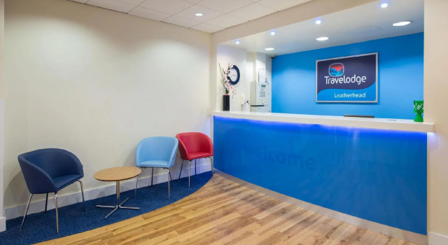 Travelodge Leatherhead, Забронировать Отель Отели High Weald с парковкой, Парковка
