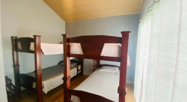 Casa de las Rosas Volcán Arenal, Varaa Hotelli Hotellit Alajuela uima-altaalla, Uima-allas