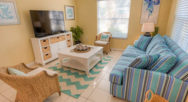 Shells and Sunshine Apartment 3