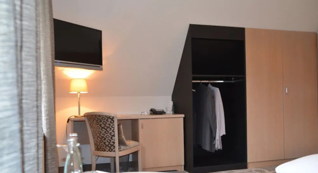 Номер Economy Castell Hotel & Restaurant