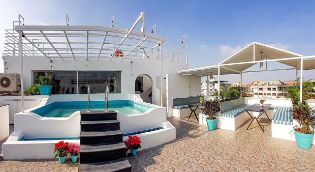 Кровать в общем номере (женский номер) Moustache Jaipur,Hostel & Rooftop Bar