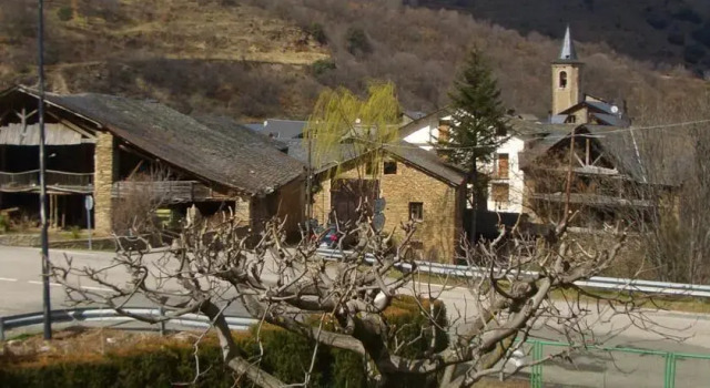 Hostal Vall D'assua, Varaa Hotelli Sort SkiPallars - Port Aine