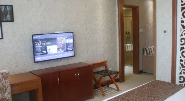 Люкс Business Four Seasons Guanghua Hotel