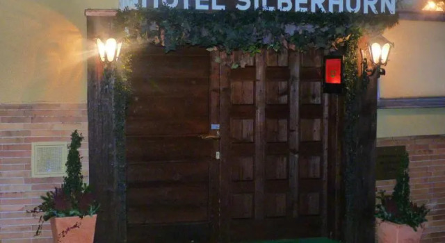 Hotel Silberhorn, Забронировать Отель Отели Эрланген 3 звезды, рядом с Theater Fifty-Fifty, 3*