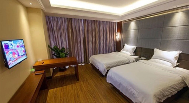 Chinese Yew Lake Hotel, Rezerwuj Hotel Hotele w Kunming z parkingiem, Parking