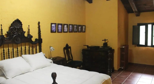 Caseria la Infiesta, Book Hotel Caleao Asturias