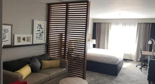 Люкс Country Inn & Suites by Radisson, Flagstaff Downtown, AZ