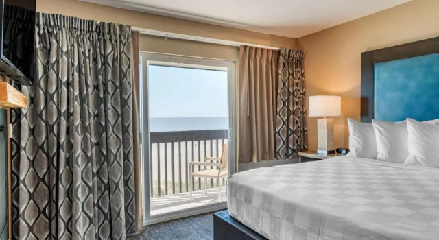 Одноместный люкс Lincoln Sands Oceanfront Resort, an Ascend Collection Hotel