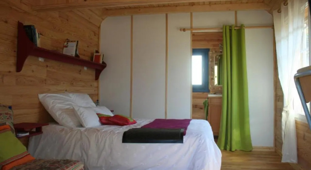 Chaledhote, Varaa Mökki Charonville 