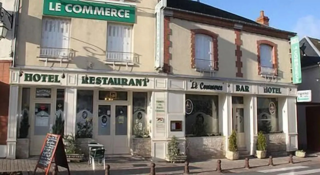 Hôtel Le Commerce, Rezervovat Hotel Bellegarde-du-Loiret 