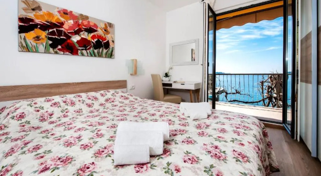 Апартаменты с 2 комнатами с видом на море Apartments Figarola