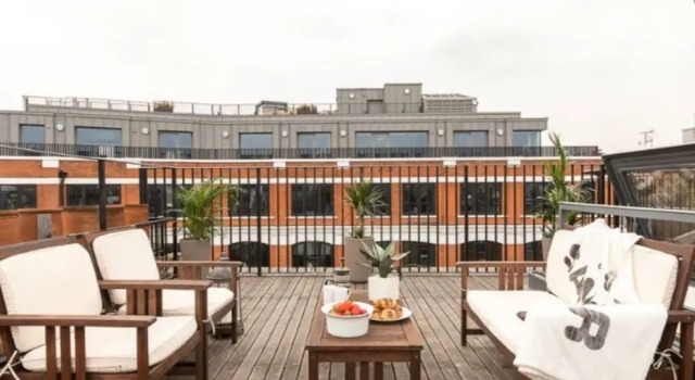 Striking 2 Bed With Roof Terrace, a short walk from Oxford Street., Забронировать Вилла Виллы Большого Лондона, Вилла
