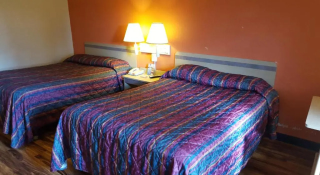 Двухместный номер Standard Red Carpet Inn