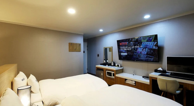 Двухместный номер Superior White Tourist Hotel