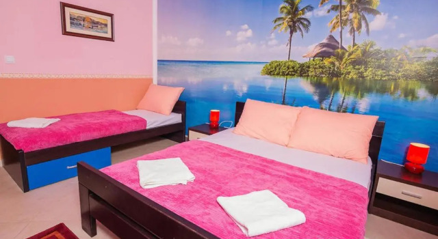 Apartments Coral, Book Lejlighed Hoteller i Kotor Riviera med parkering, Parkering