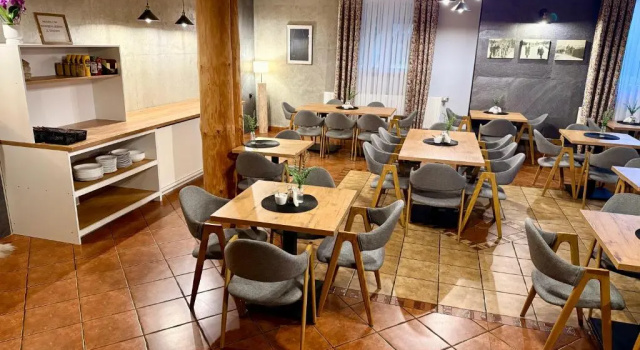Gościniec nad Suchą Wodą, Book Hotel Hoteller i Lillepolen med parkering, Parkering