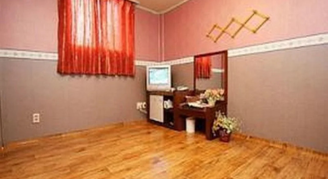 California Motel, Rezerwuj Motel Hotele w Gangwon-Do z parkingiem, Parking