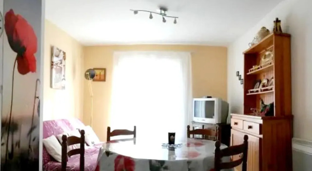 Apartment With one Bedroom in Ria-sirach, With Wonderful Mountain View, Enclosed Garden and Wifi - 40 km From the Slopes