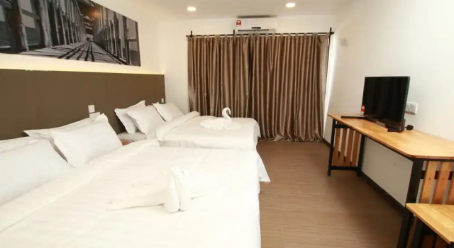Семейный номер Deluxe с балконом The Barat Tioman Beach Resort