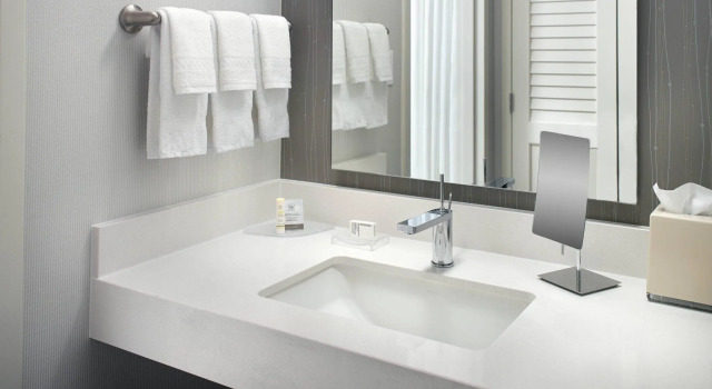 Четырёхместный номер Standard Courtyard Greenville Haywood Mall