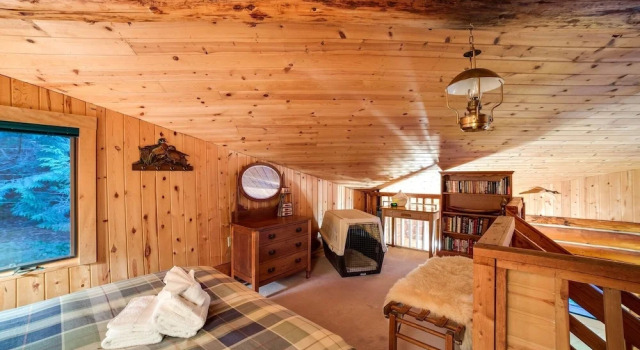 97mf - Lakeside - Dock - Bbq - Pets Ok - Sleeps 6 3 Bedroom Home by RedAwning, Varaa Lomakoti Maple Falls 