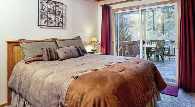 Коттедж Hot Tub & Deck: Big Bear City Cabin Near Skiing
