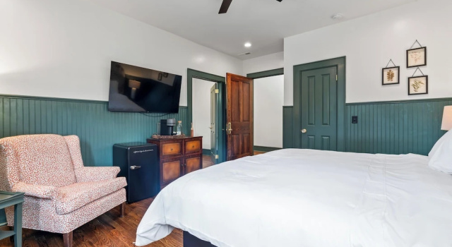 Номер Standard The Opal and West House