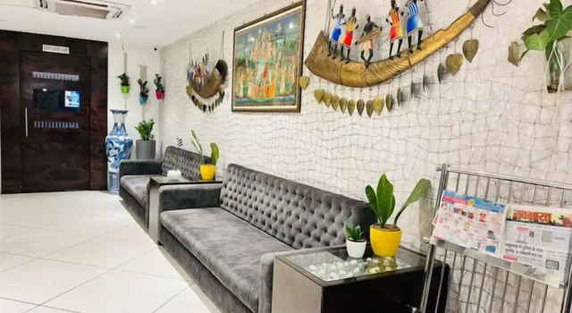 Hotel Royal Retreat, 예약 호텔 Orissa 조식 포함 호텔, 아침 식사