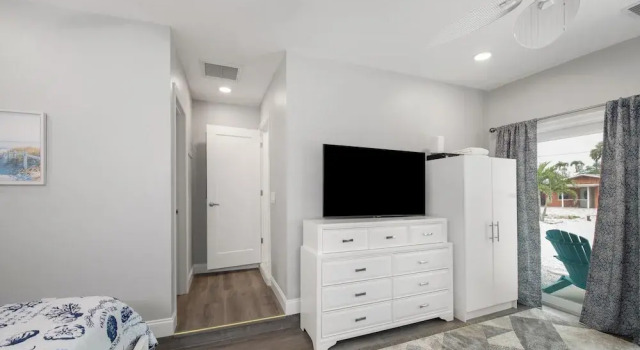 Miramar Palms, Забронировать Отель Отели в центре Форт-Майерс-Бич, в центре