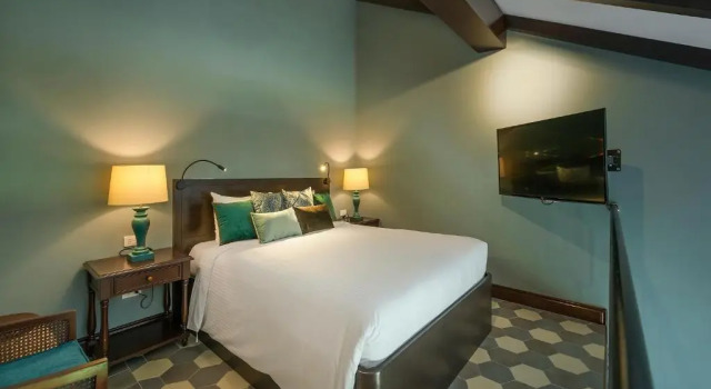 Семейный номер Premier с балконом AIRA Boutique Hoi An Hotel & Spa