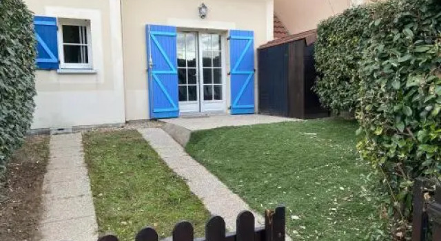 Maison 4/6 Pers Sainte-Ca Cile Plage, Varaa Hotelli Camiers 