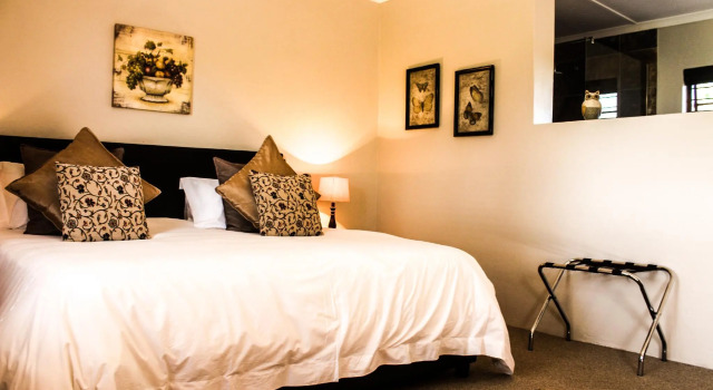 Номер Luxury Geralds Gift Guest House
