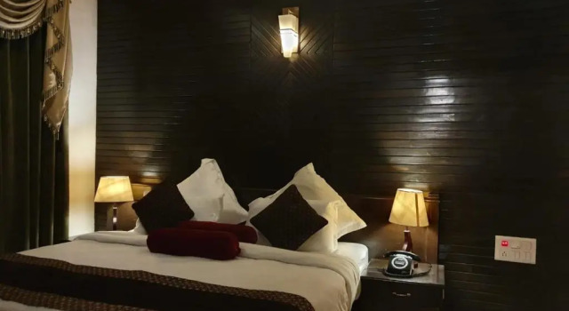 Люкс Deluxe Hotel Corbett Kingdom