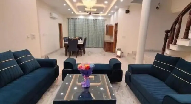 Regalia Home, Забронировать Отель Отели Джамму и Кашмира с парковкой, Парковка