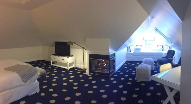 Четырёхместный номер Deluxe White House Napa