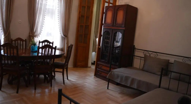 Апартаменты Apartment On Vertskhli 50