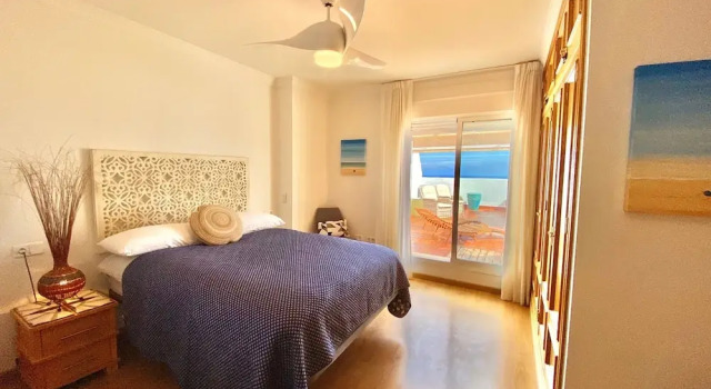 3bed Penthouse With Large Terrace & Sea View, Забронировать Апартаменты/квартира Апартаменты Гарруча, Апартаменты/квартира