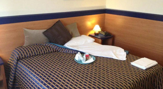 Hotel Indicatore, Забронировать Отель Отели и гостиницы Кампи-Бизенцио, Отель