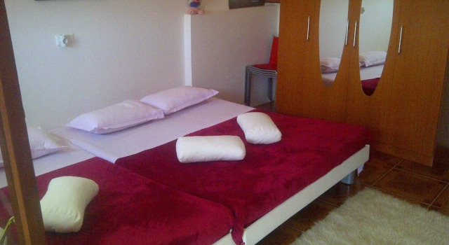 Вилла Apartments Villa Sonia & Teo Hvar