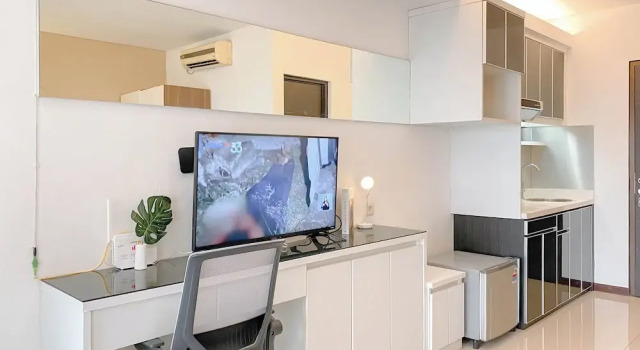 Restful And Cozy Studio Tamansari Semanggi Apartment, Забронировать Апартаменты/квартира Отели Джакарты с бассейном, рядом с Satria Mandala Museum, Бассейн