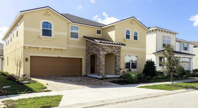 Spacious Villa w South Pool Game Near Clubhouse