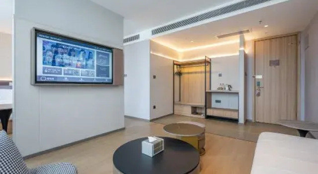 Люкс Home Inn Selected (Tongliao Inner Mongolia Minzu University Wanda Plaza)