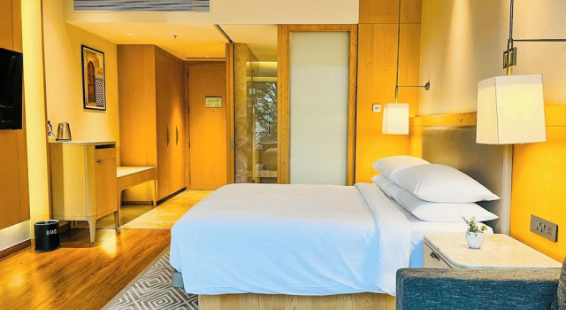 Номер Deluxe Katra Marriott Resort & Spa